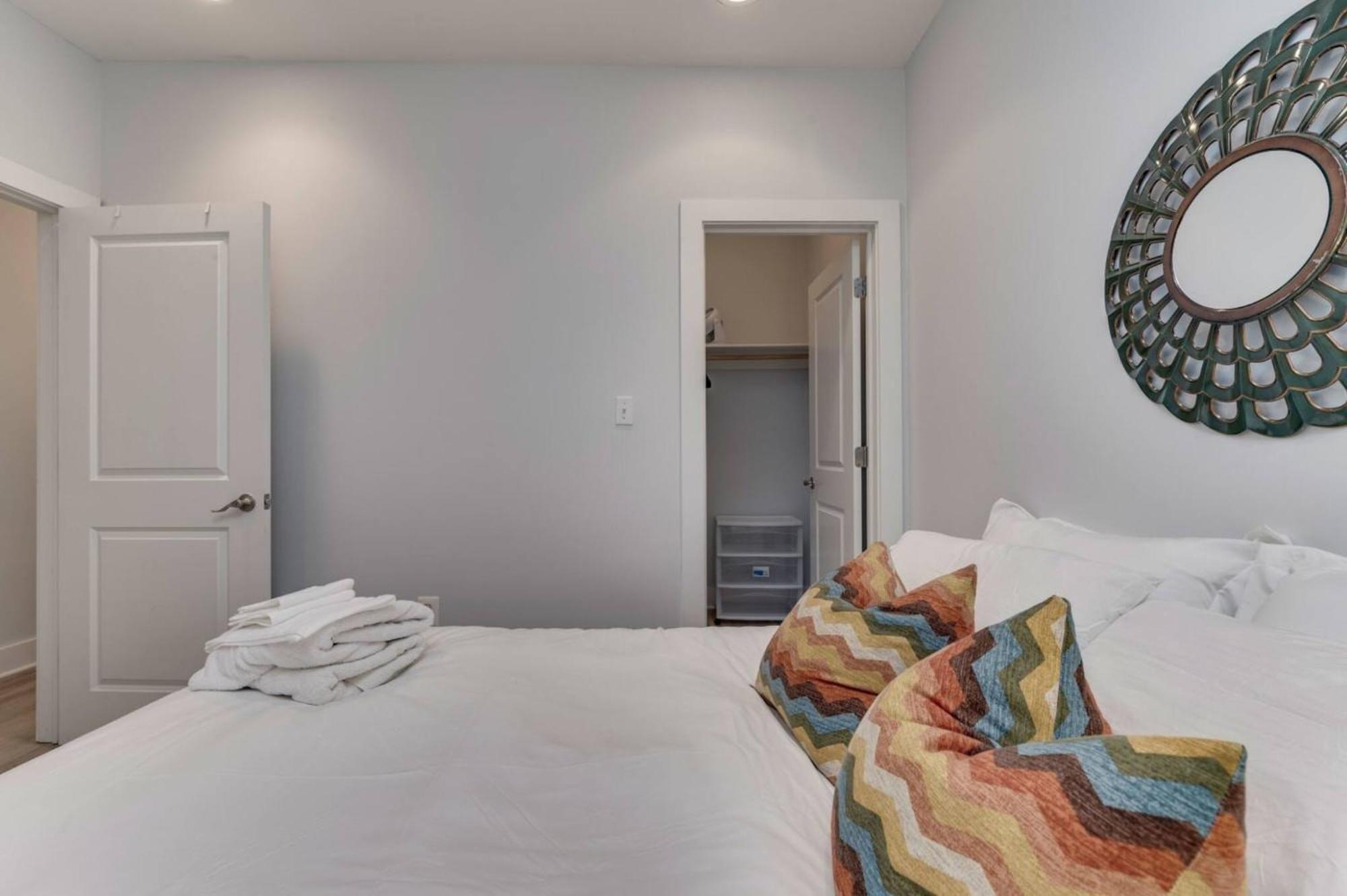 Luxe 2Bd2Ba Townhouse In Hip Area - Near Metro Apartment วอชิงตัน ภายนอก รูปภาพ